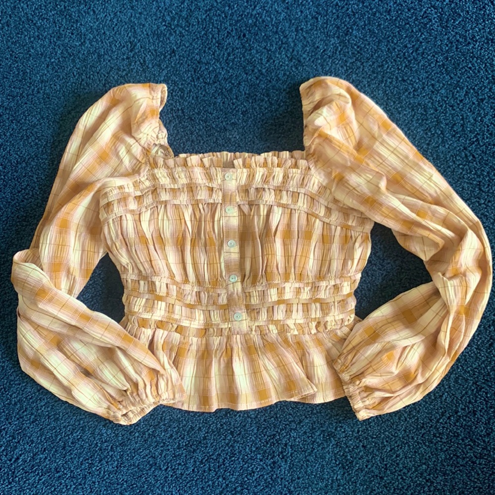 Puff sleeve top
